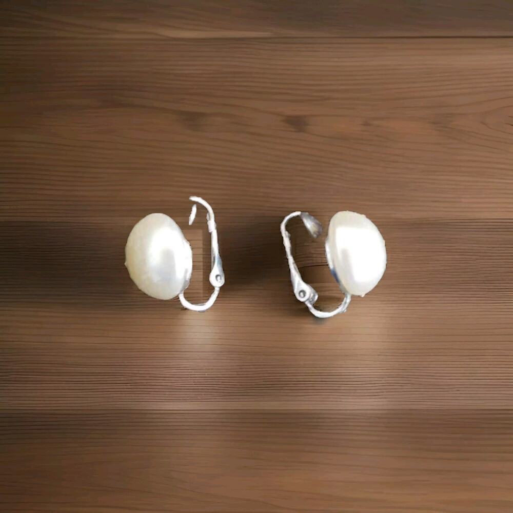 SARAH COVENTRY CLIP ON EARRINGS VINTAGE